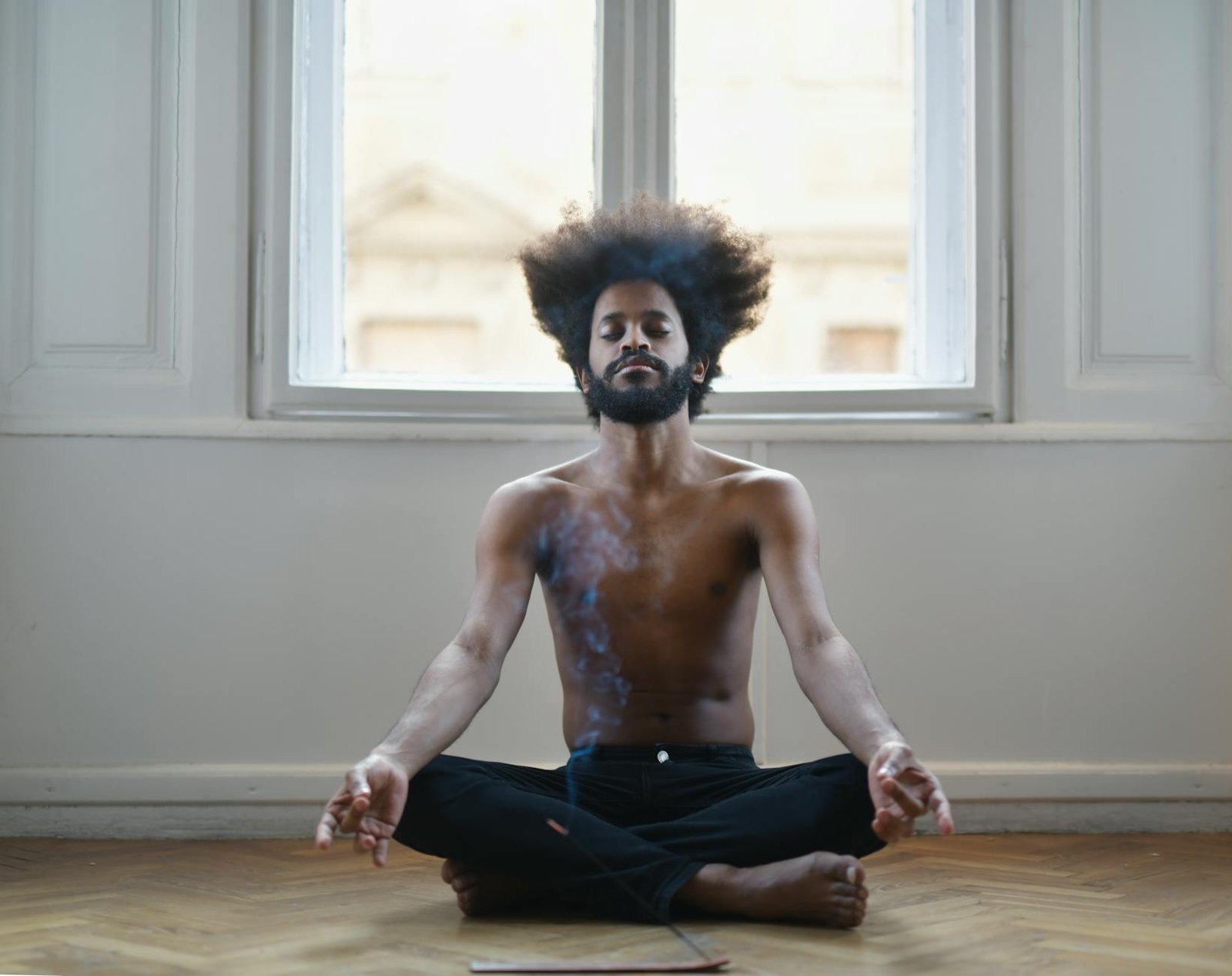 Meditação para Iniciantes: Desvende os Benefícios que Transformarão Sua Vida e Mente — benefícios da meditação para iniciante