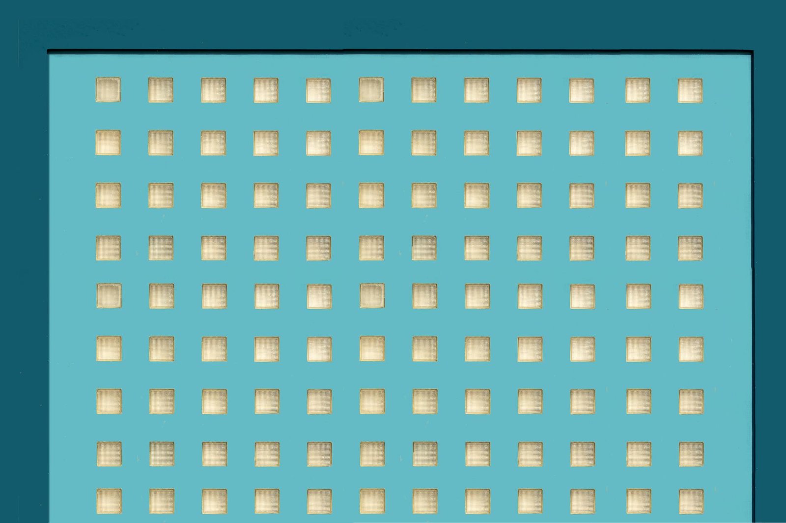 Para entender o que é memória RAM DDR5 e quando realmente vale o upgrade, a DDR5 é a quinta geração de memória RAM, oferecend